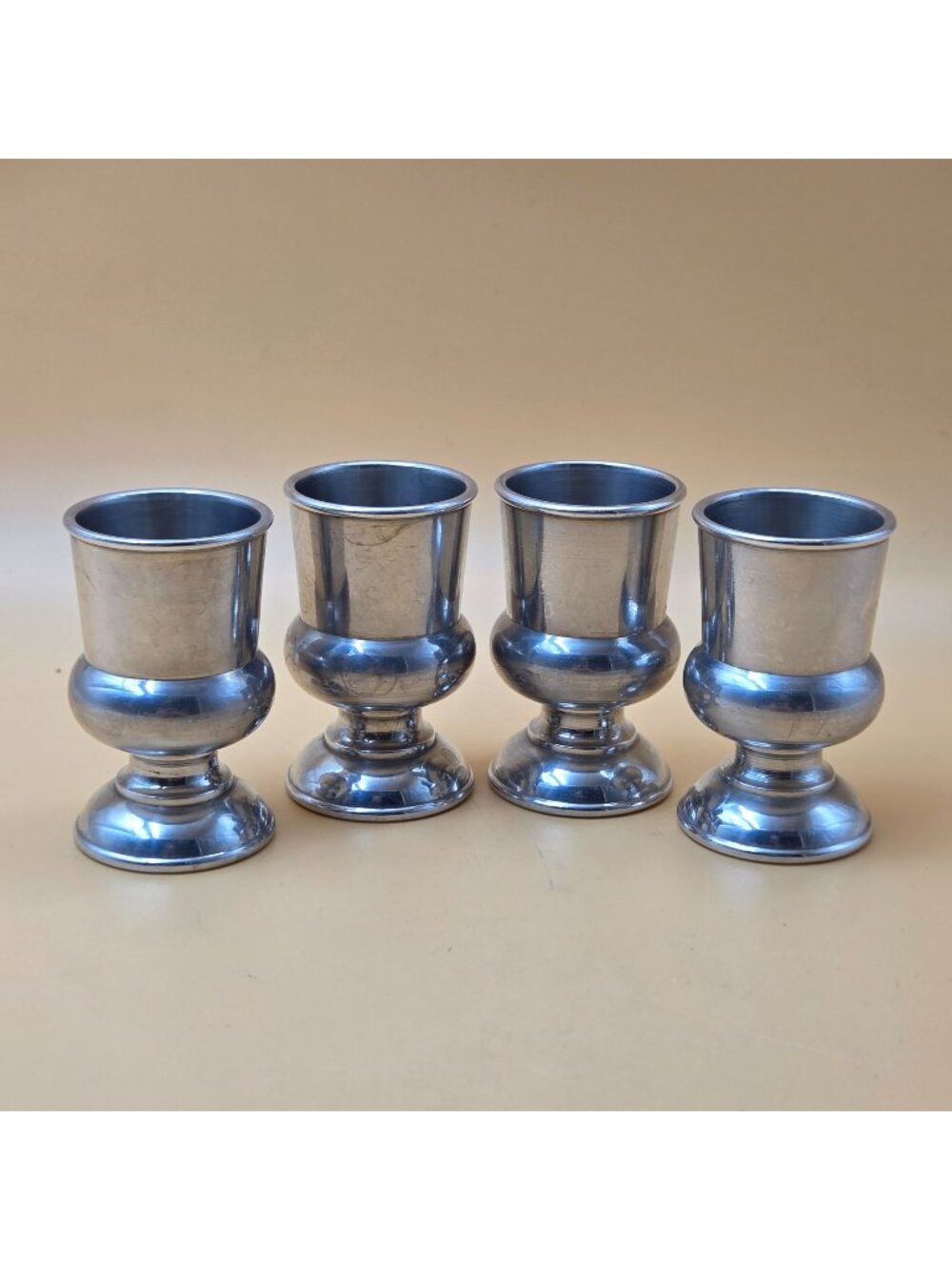 Tee-Vee California Giggerette Footed Metal Shot Cordial Cups Set of 4 MCM